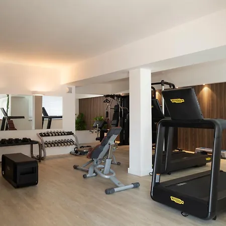 Cph | Pevero بورتو كيرفو